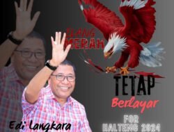 Beredar Foto Elang Berwarna Merah, Tanda Apakah itu?