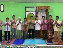 Tarawih Keliling Di Desa Wiring, Kapolsek Bacan Barat Ajak Warga Jaga Kamtibmas