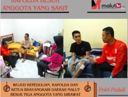 Wujud Kepedulian, Kapolda Dan Ketua Bhayangkari Malut Besuk 3 Anggota Yang Dirawat
