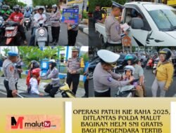 Operasi Patuh Kie Raha 2025, Ditlantas Polda Malut Bagikan Helm SNI Gratis Bagi Pengendara Tertib