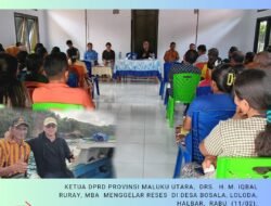 Tumpangi Motor Bodi, Ketua DPRD Malut Iqbal Ruray Jaring Asmara di Desa Bosala.