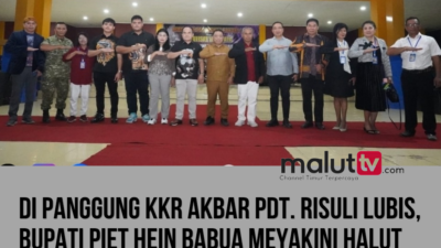 Di Panggung KKR Akbar Pendeta Risuli Lubis, Bupati Piet Hein Babua Meyakini Halut Selalu dalam Pernyetaan Tuhan.
