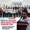 Bupati Piet Hein Babua Lantik Asosiasi Petani Halut.